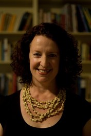 Deb Kandelaars