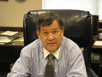Robert E. Hirsch