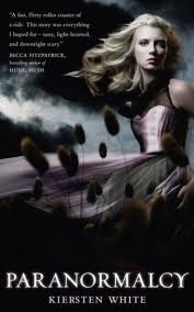 Paranormalcy (Paranormalcy, #1)
