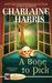 A Bone to Pick (Aurora Teagarden Mystery, #2)