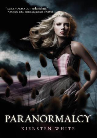 Paranormalcy (Paranormalcy #1) by Kiersten White | Review